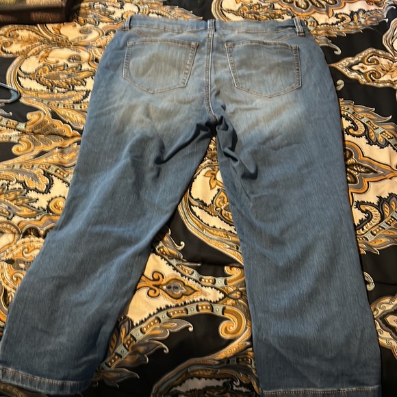 I’m selling blue jeans size 14 - Picture 2 of 2